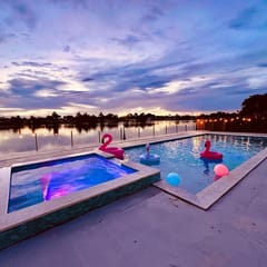 Miami Lakefront 5BR | Heated Pool | Sleeps 14