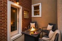 4BR Near Rittenhouse | Patio + Fire Pit - Image 5
