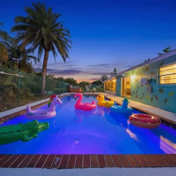 *New |Outdoor Theatre|Heated Pool | HotTub | Games - Image 1