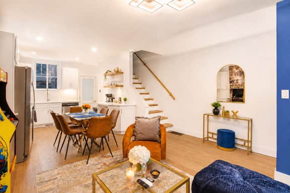 4BR Near Rittenhouse | Patio + Fire Pit - Image 4