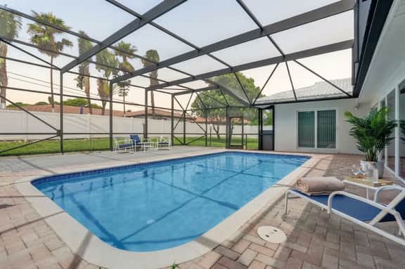 4BR Sunshine Coast Retreat - Image 5