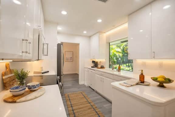 4BR Sunshine Coast Retreat - Image 2